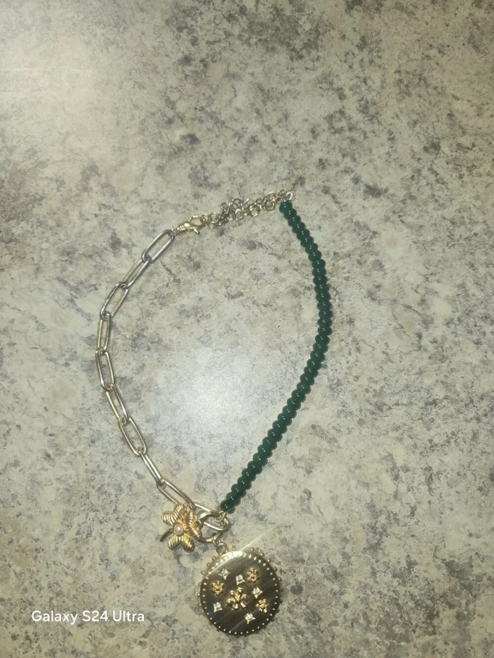 Chico's Short Clover Pendant Necklace